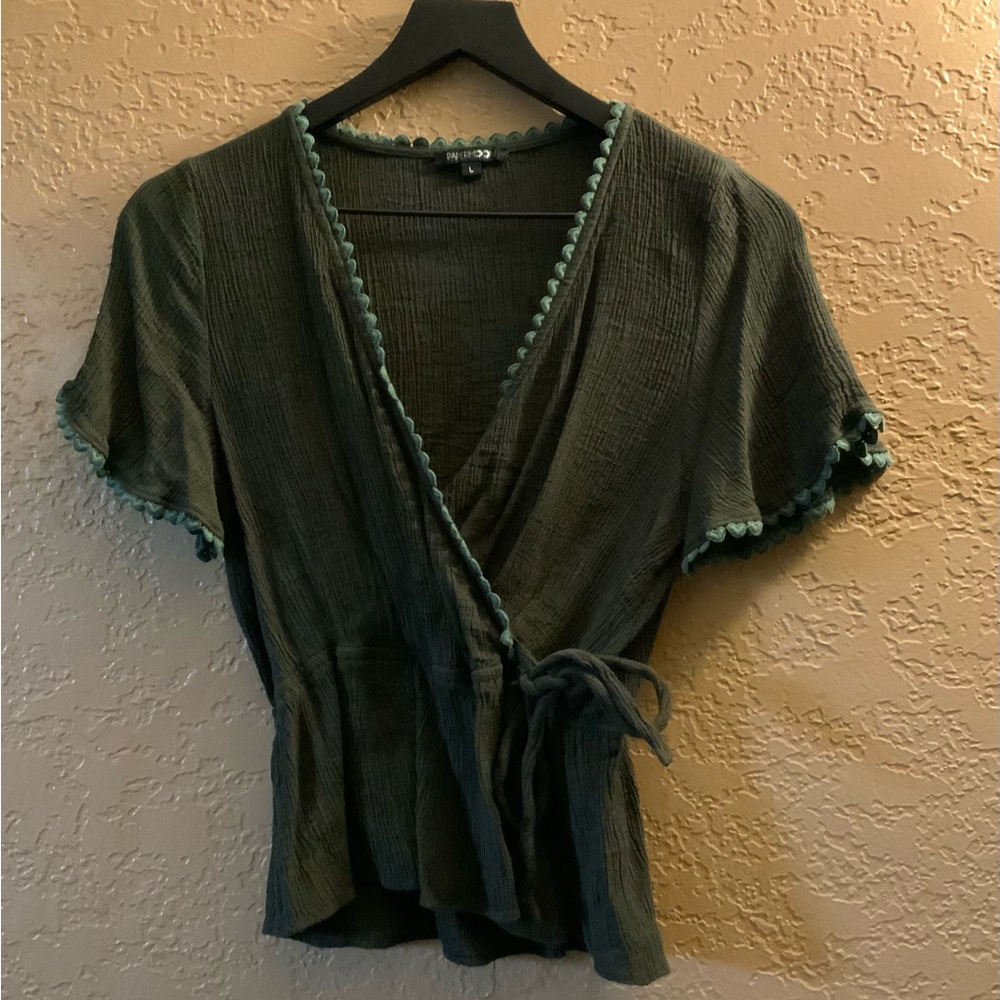 Women’s PaperMoon Top Sz: L - Pre-owned